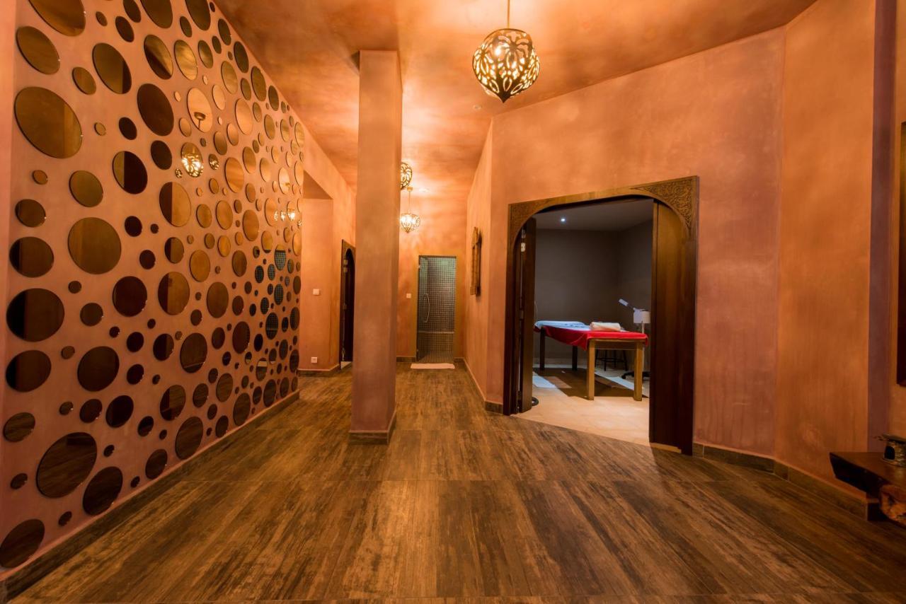 Baobab Tree Hotel & Spa Mahajanga Luaran gambar