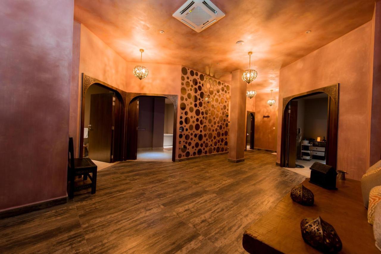 Baobab Tree Hotel & Spa Mahajanga Luaran gambar