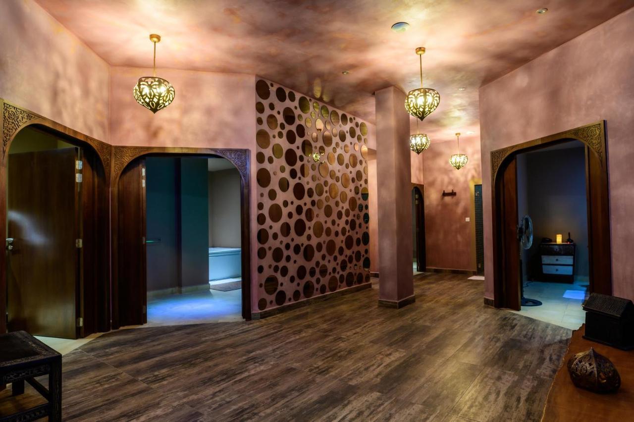 Baobab Tree Hotel & Spa Mahajanga Luaran gambar