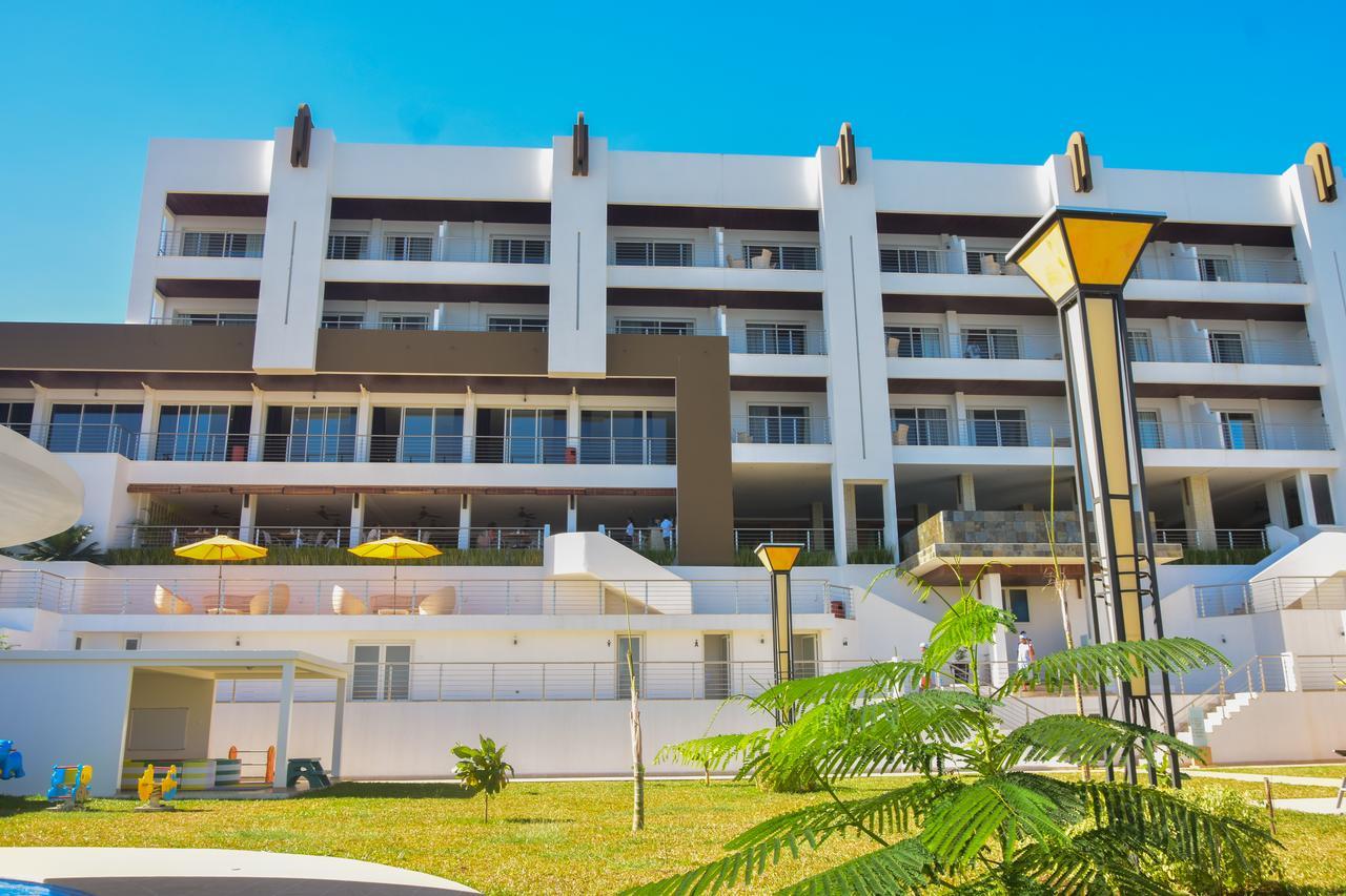 Baobab Tree Hotel & Spa Mahajanga Luaran gambar