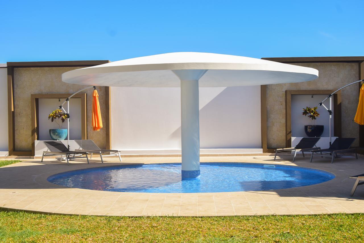 Baobab Tree Hotel & Spa Mahajanga Luaran gambar